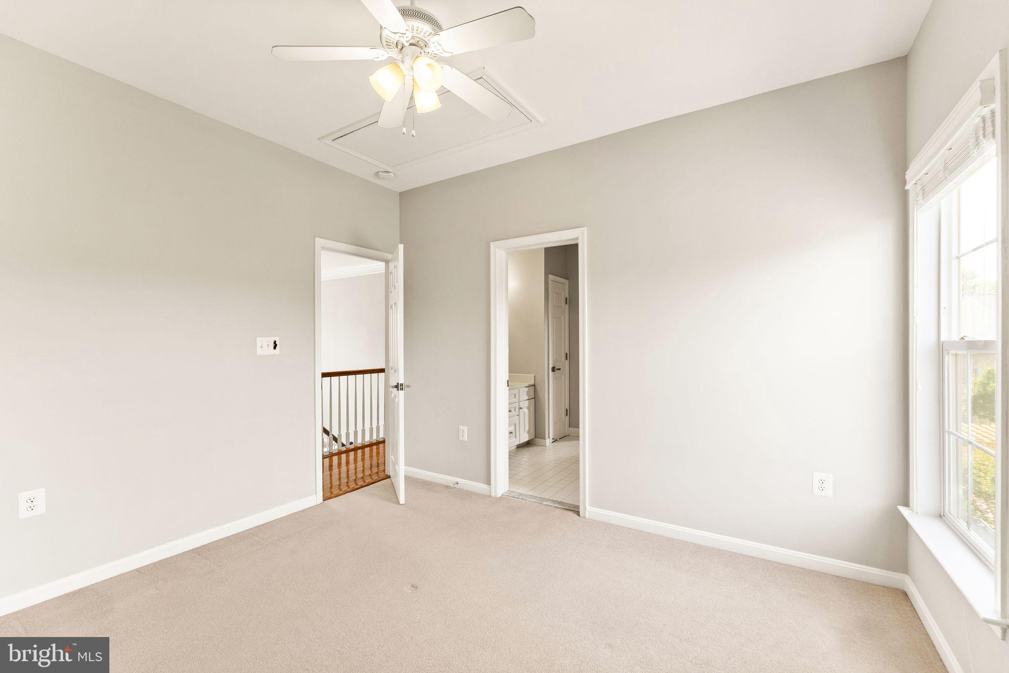 243 MINDY COURT SE