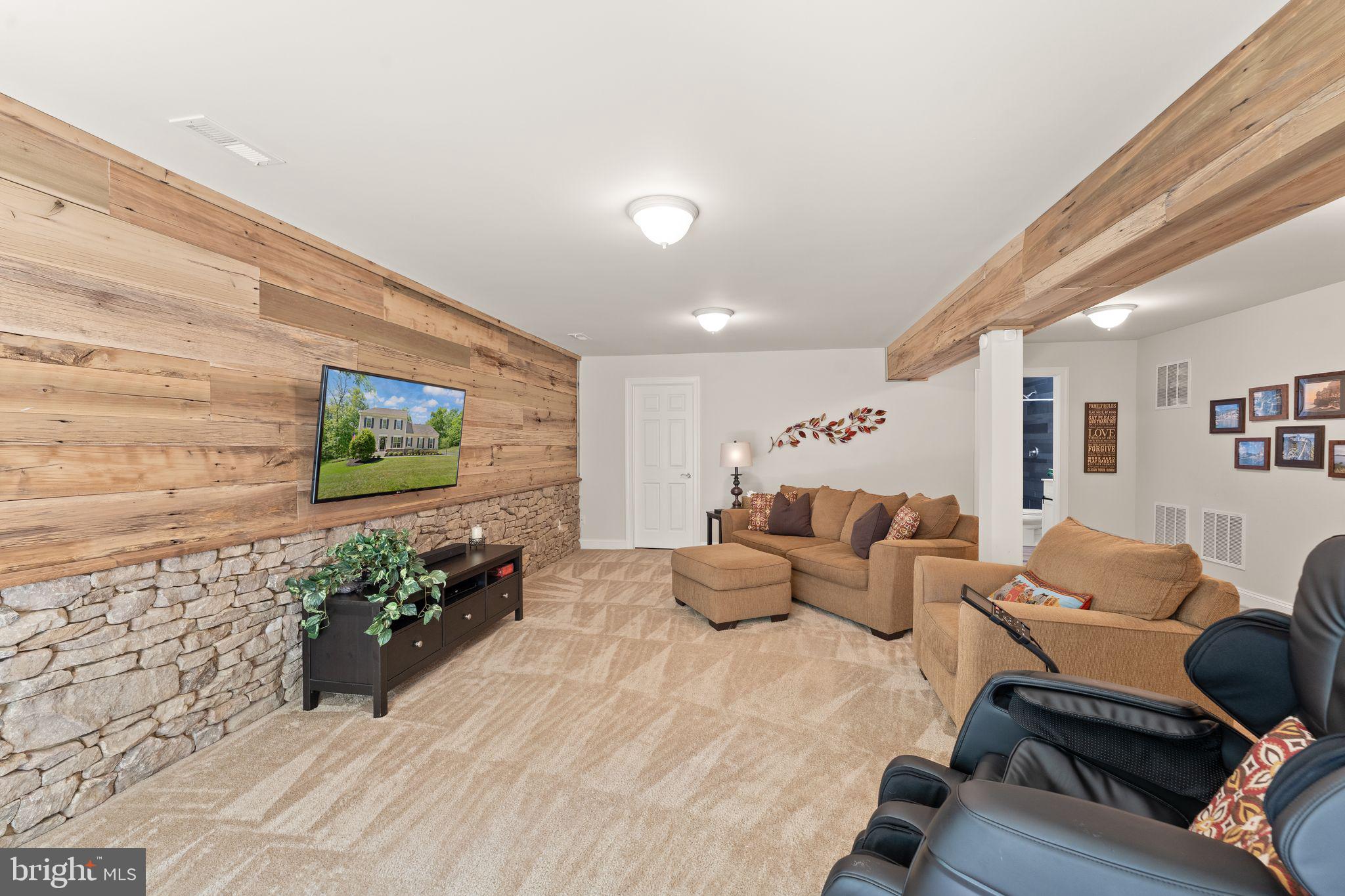 18113 LINDEN GROVE COURT