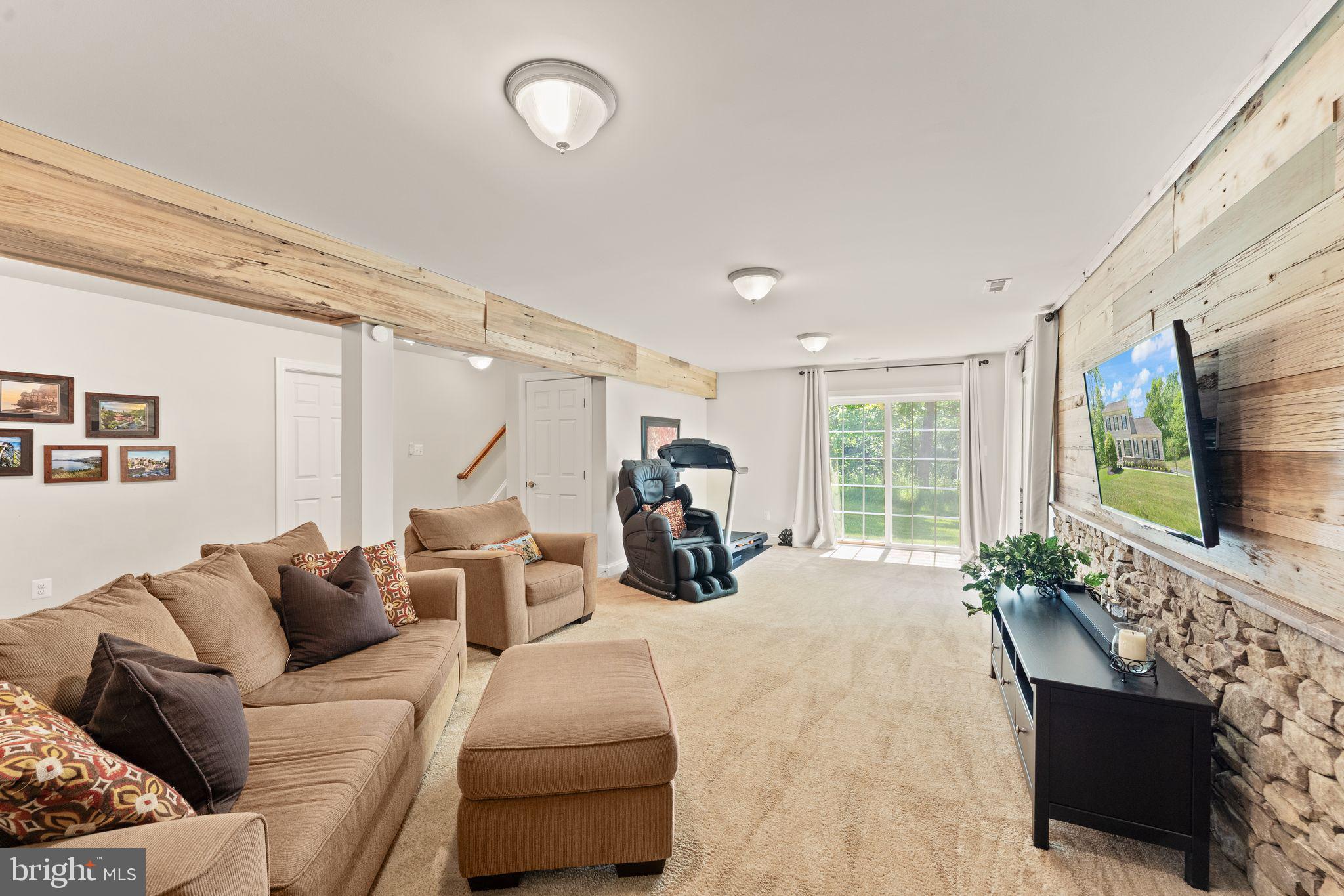 18113 LINDEN GROVE COURT