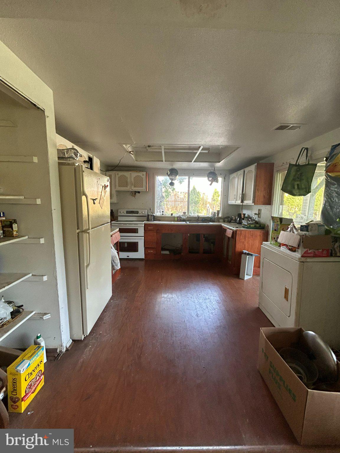102 WRIGHTWOOD PLACE
