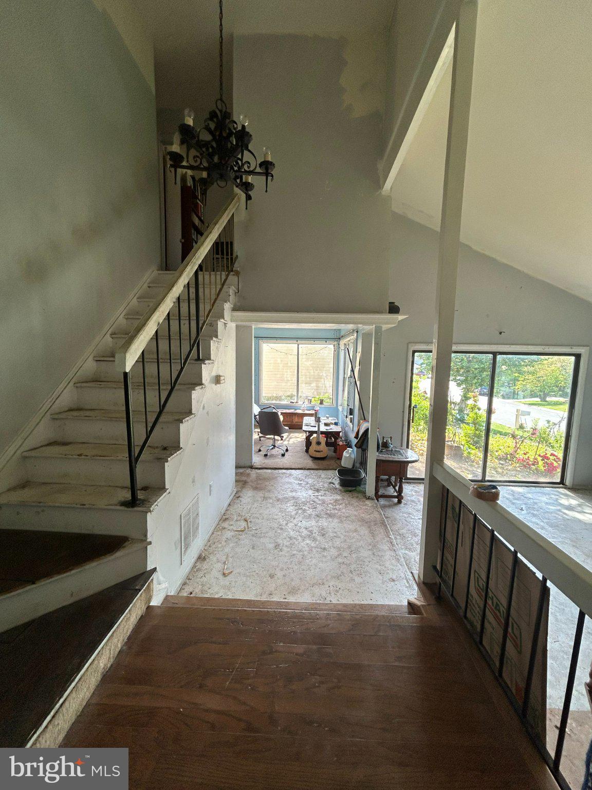102 WRIGHTWOOD PLACE