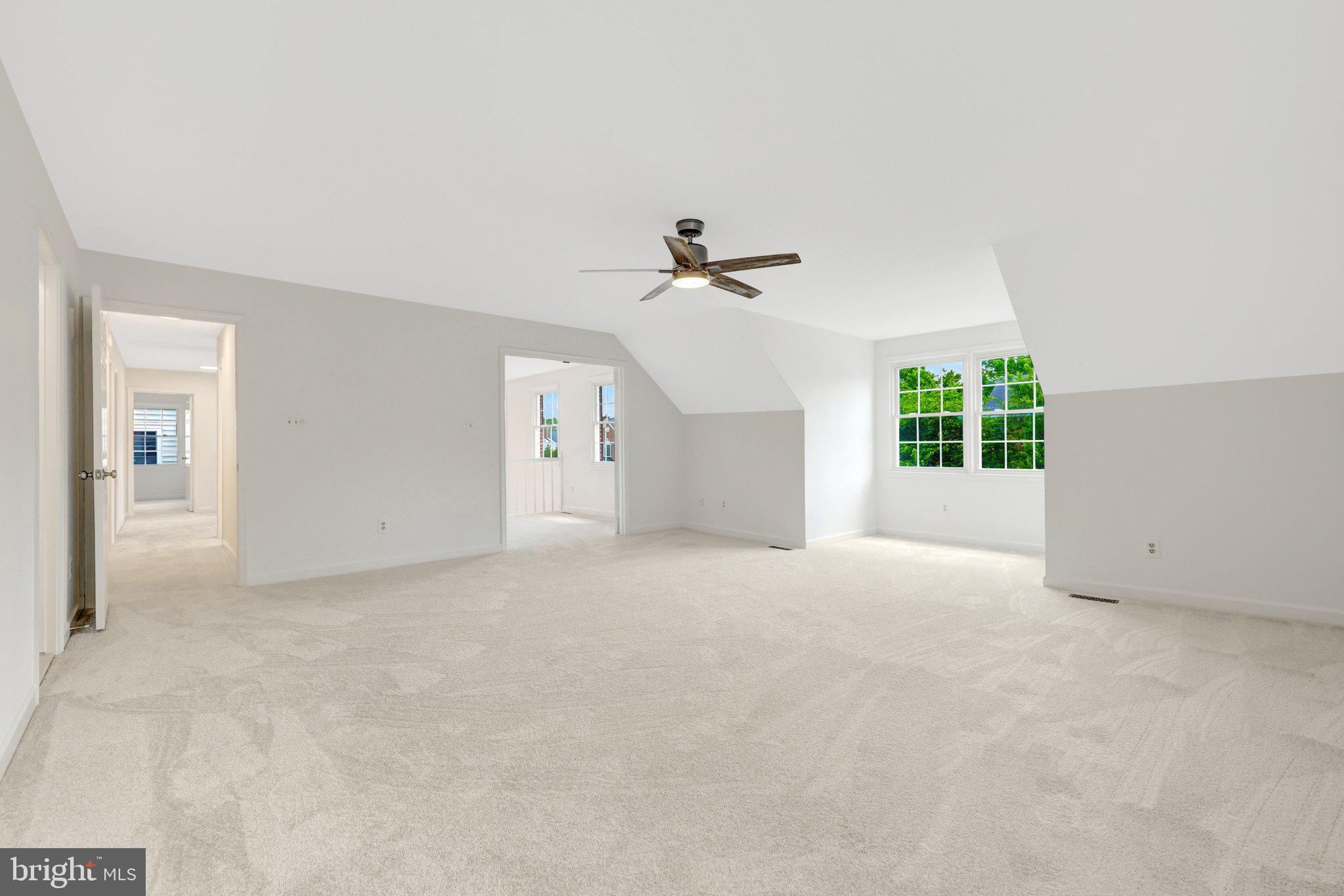 43501 GOLDEN MEADOW CIRCLE