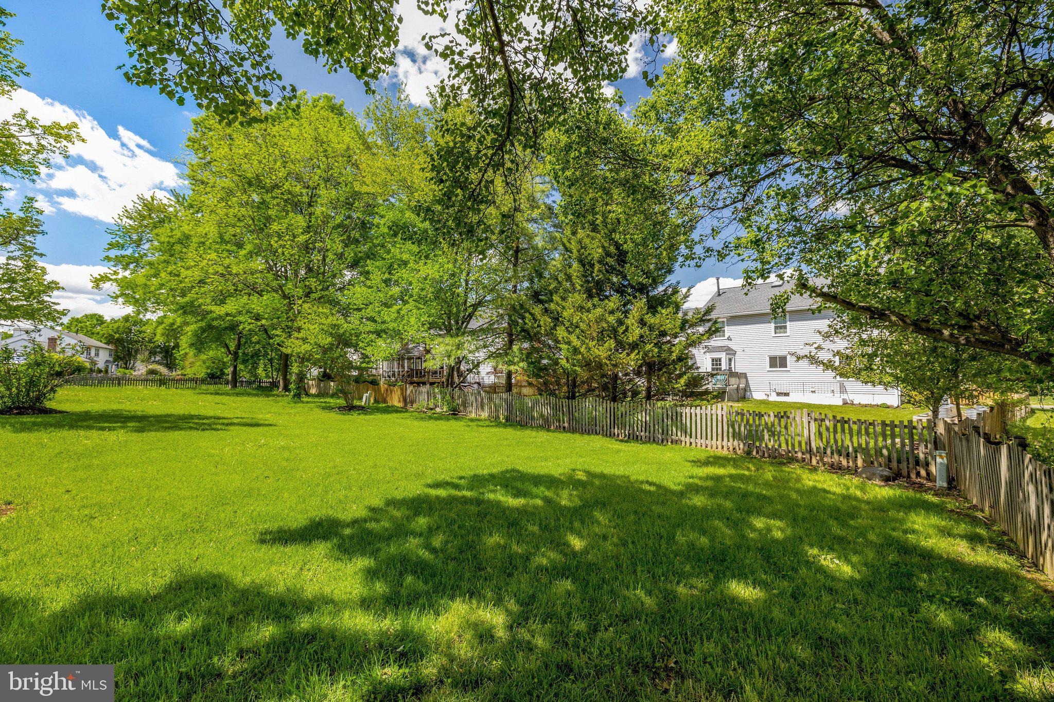 43501 GOLDEN MEADOW CIRCLE