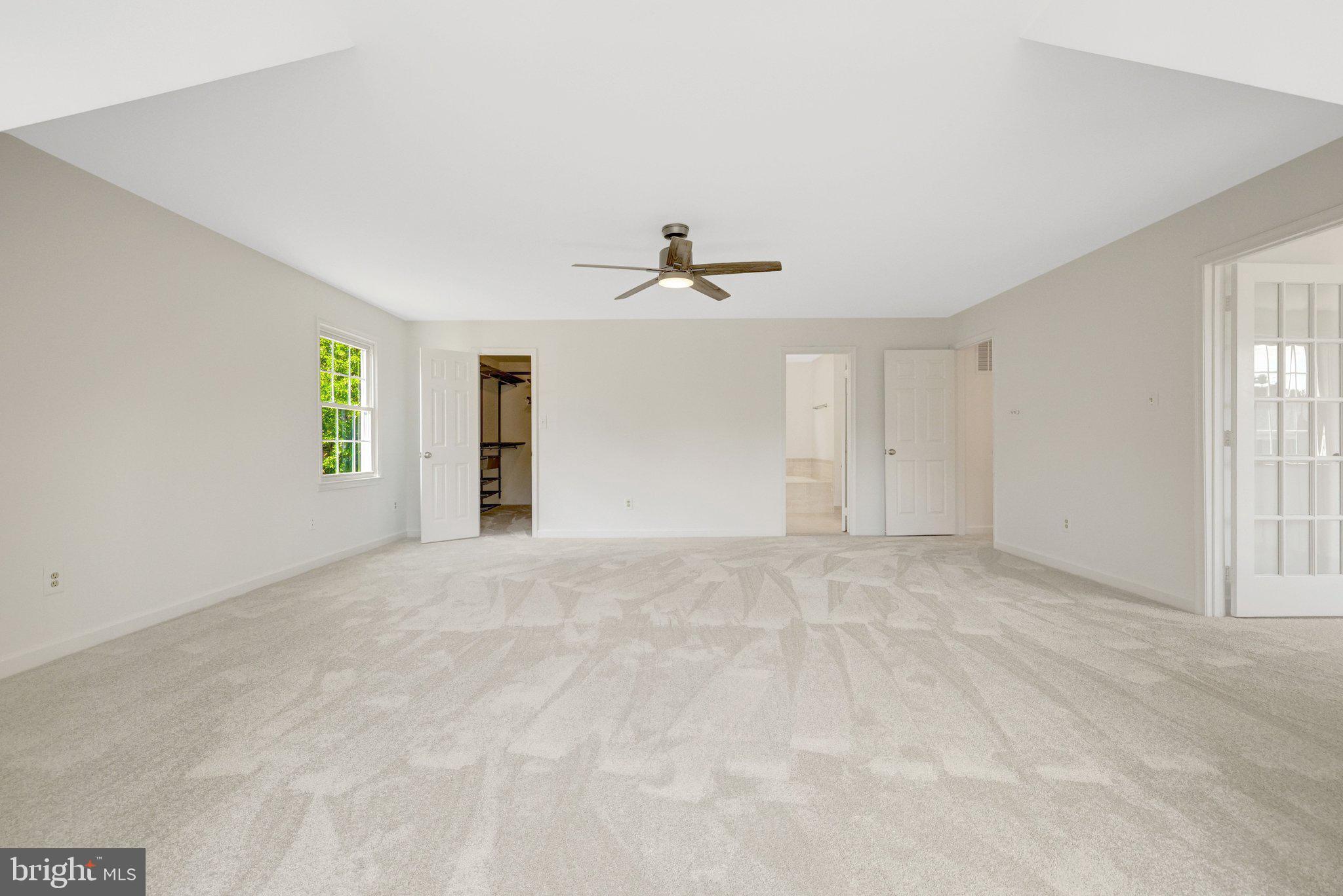 43501 GOLDEN MEADOW CIRCLE