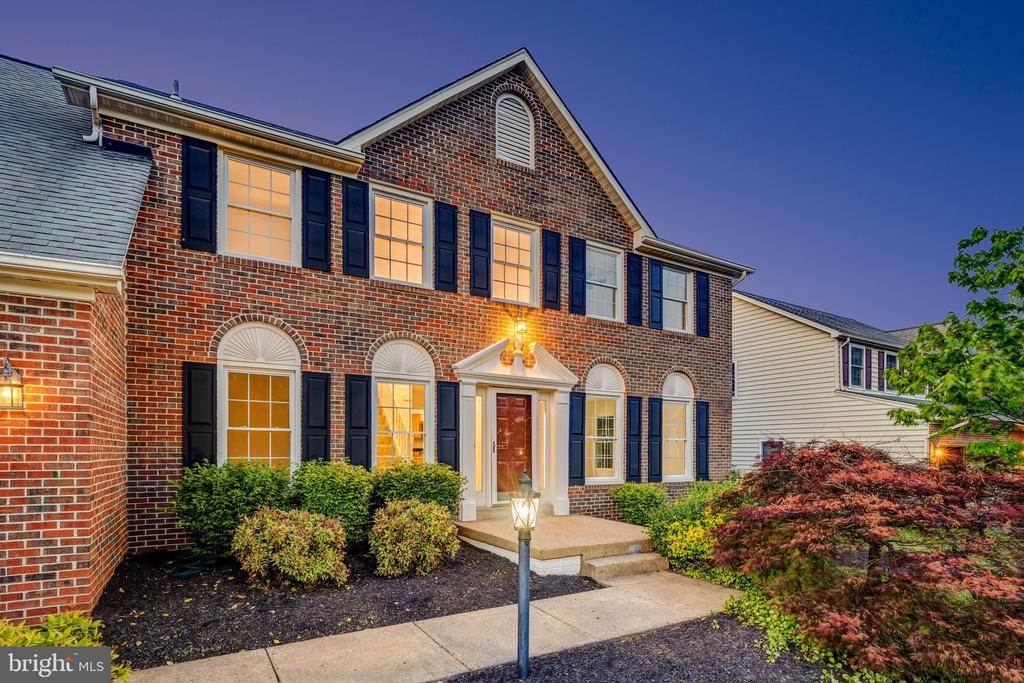 43501 GOLDEN MEADOW CIRCLE