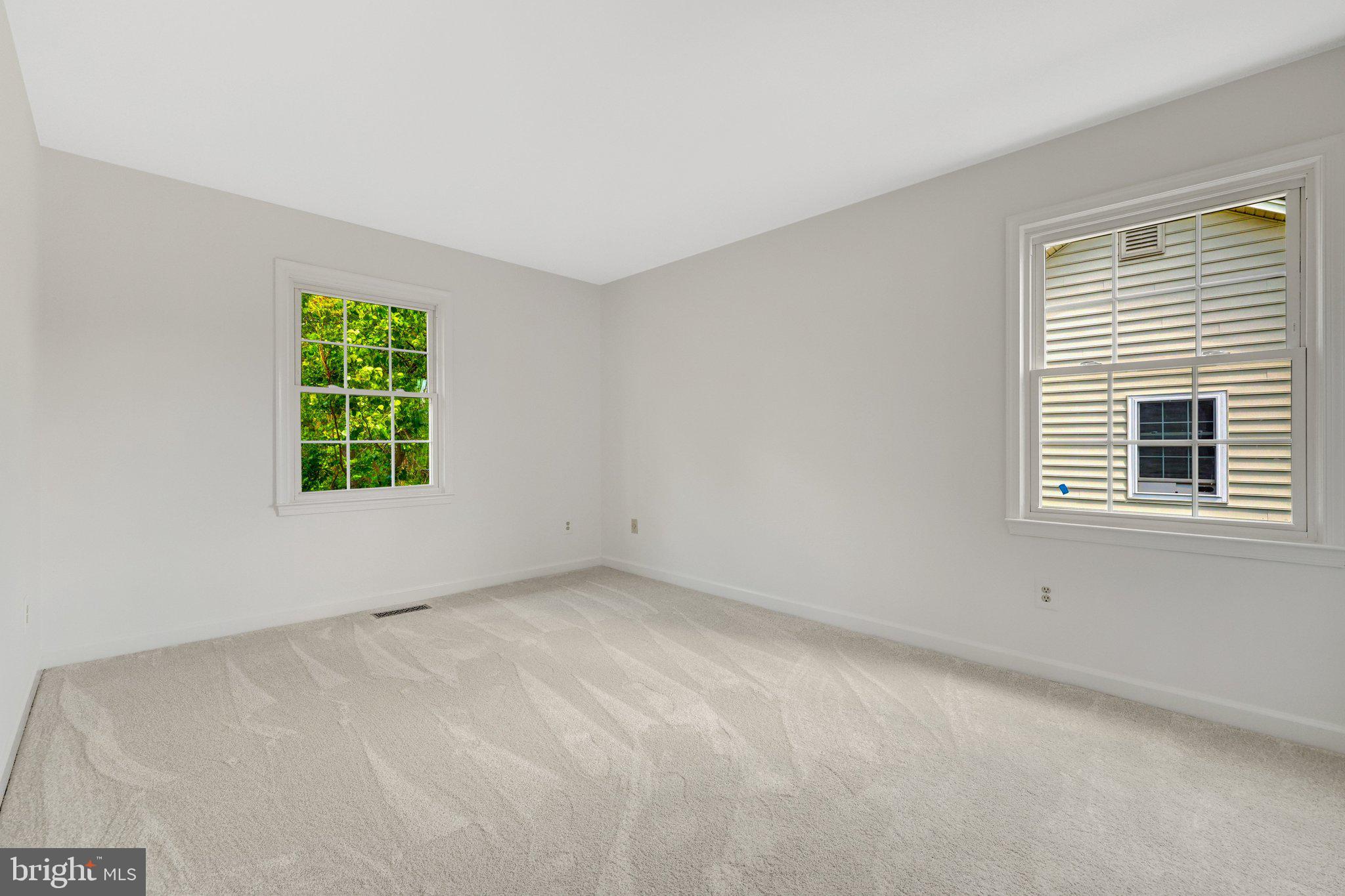 43501 GOLDEN MEADOW CIRCLE