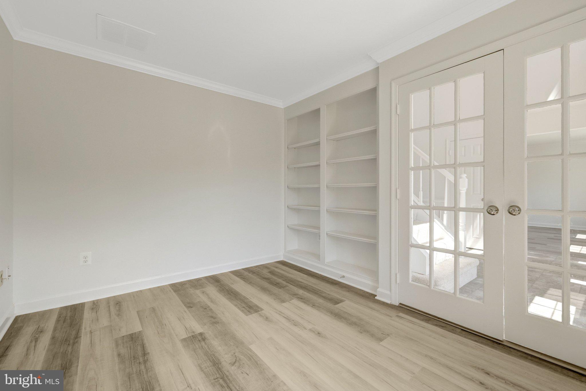43501 GOLDEN MEADOW CIRCLE