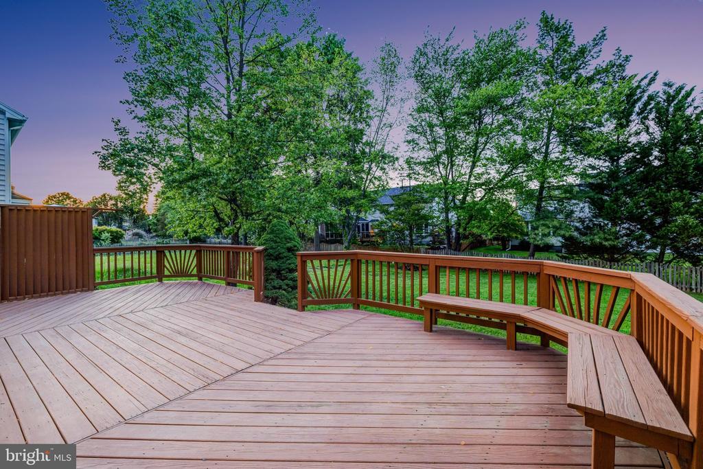 43501 GOLDEN MEADOW CIRCLE