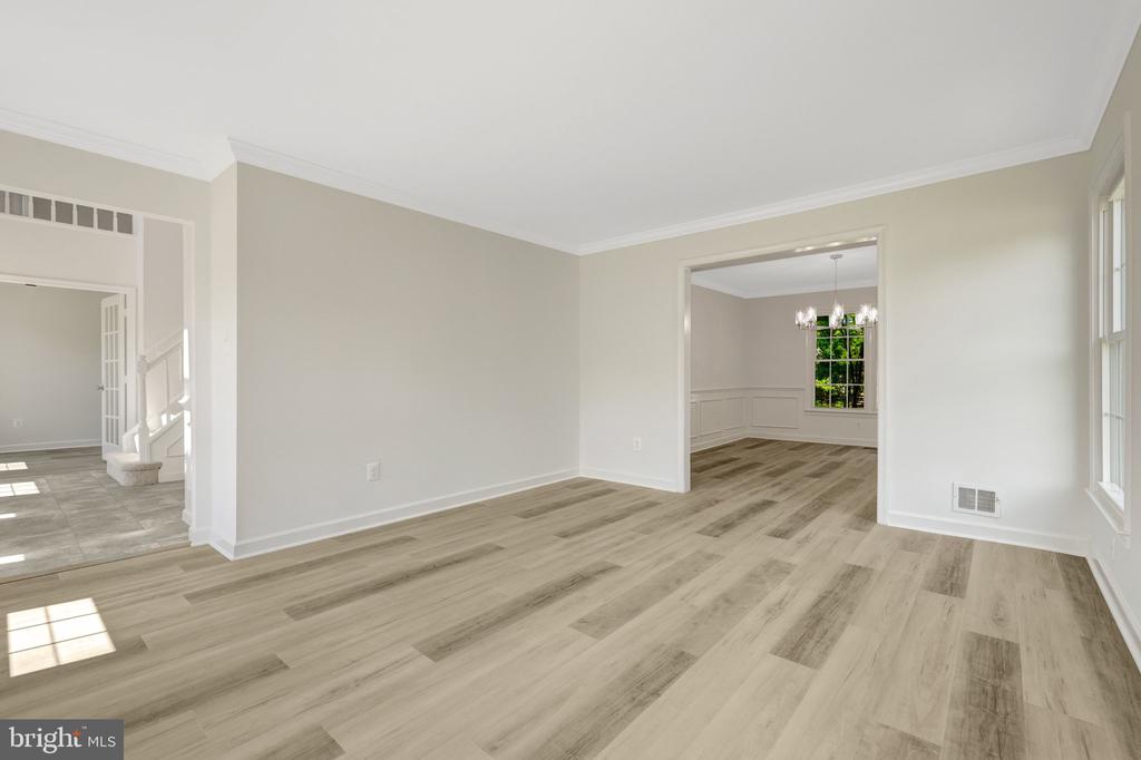 43501 GOLDEN MEADOW CIRCLE