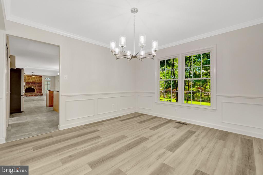 43501 GOLDEN MEADOW CIRCLE