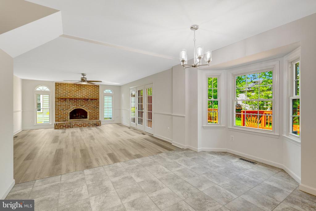 43501 GOLDEN MEADOW CIRCLE