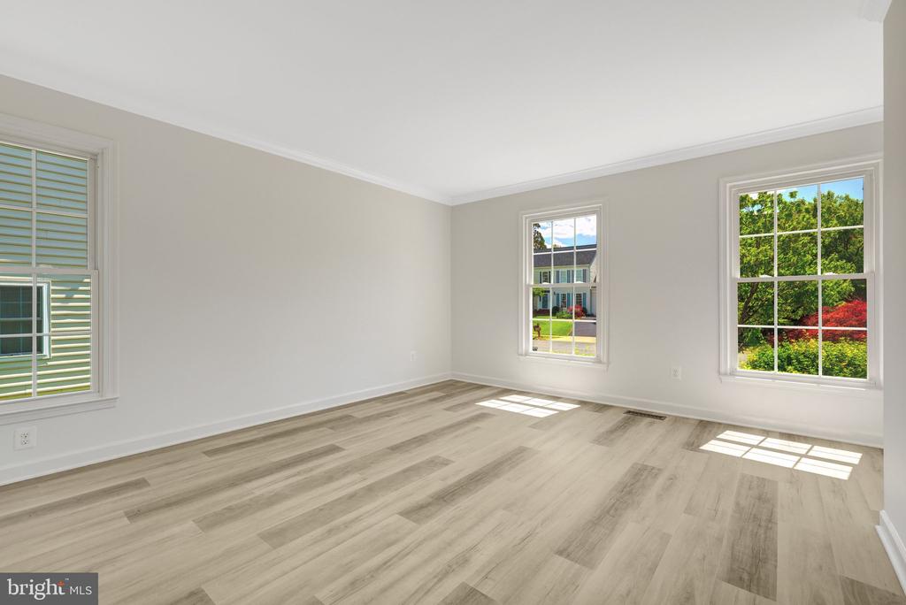 43501 GOLDEN MEADOW CIRCLE
