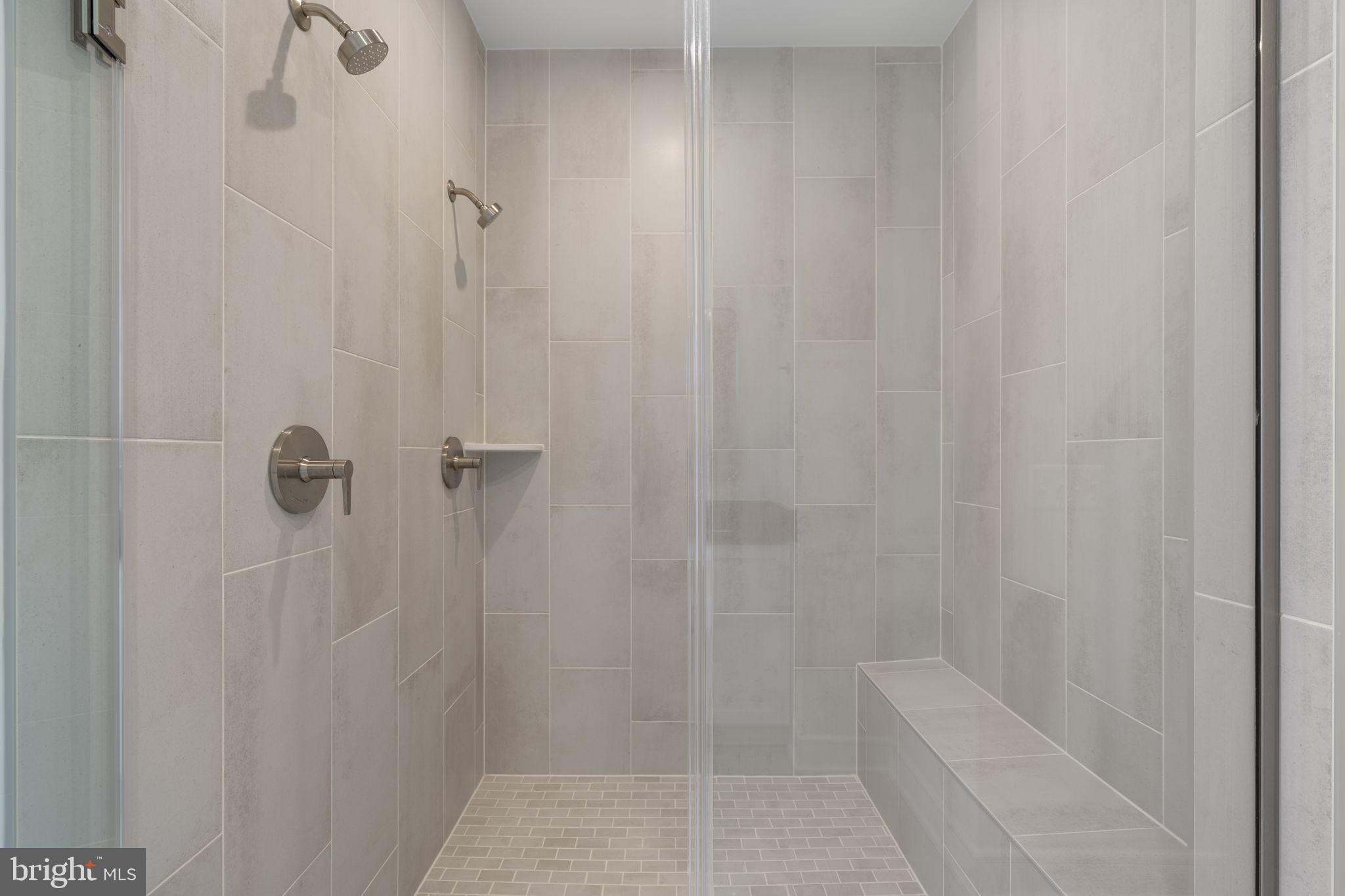 2 GOLDEN HOLLY DRIVE STONE 36-F2