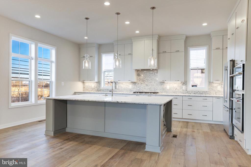 43920 LUDWELL FARM SQUARE