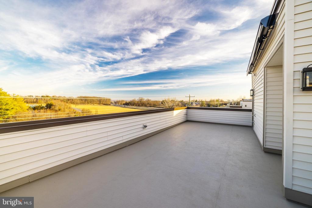43920 LUDWELL FARM SQUARE