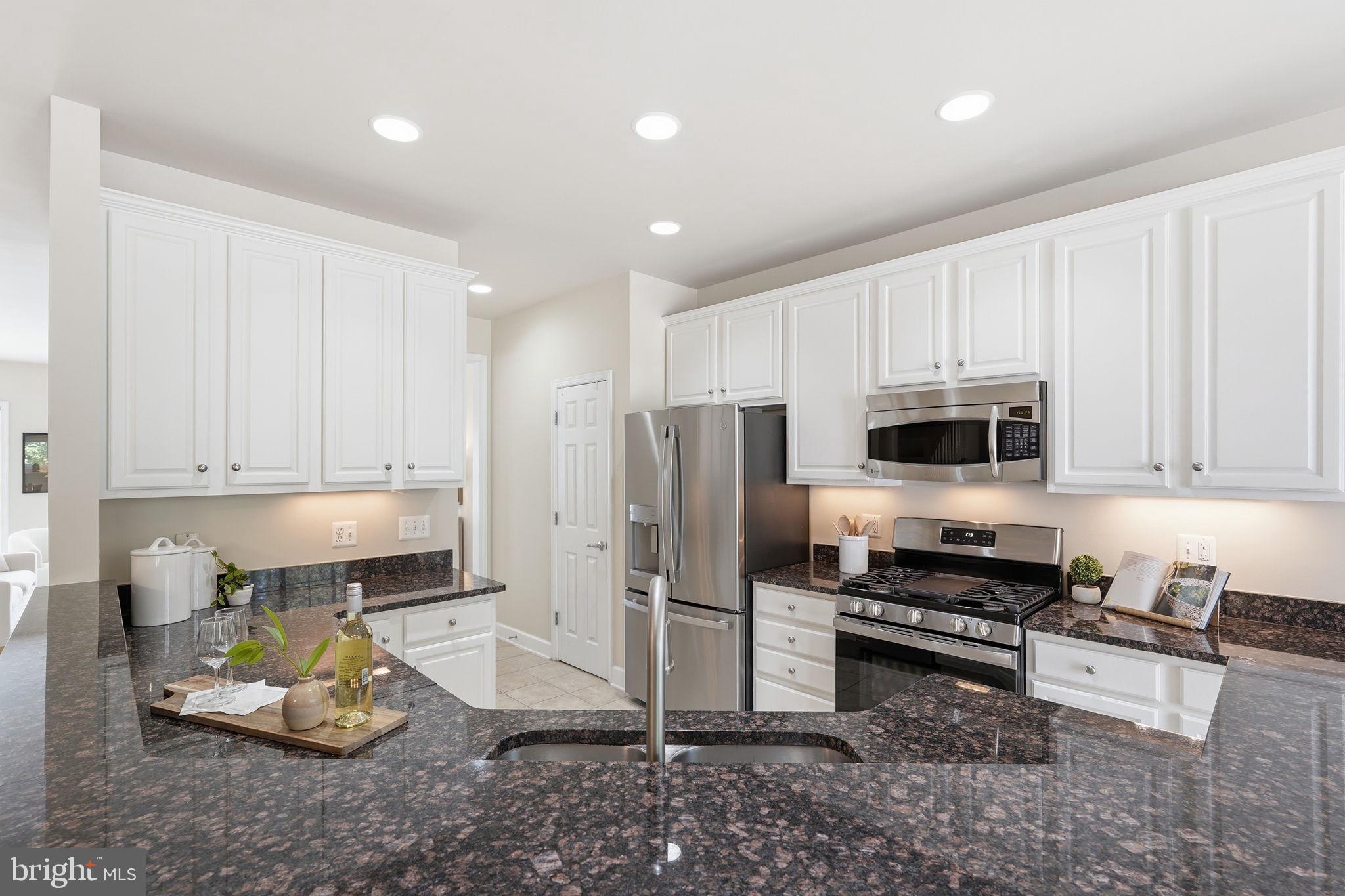 42695 WILMAR SQUARE