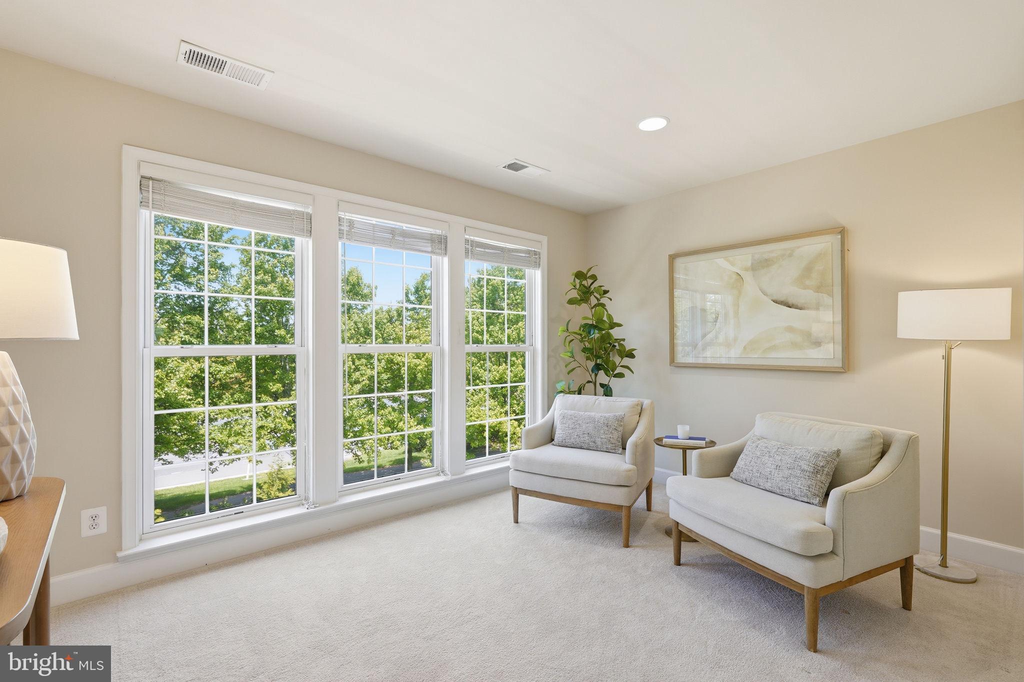 42695 WILMAR SQUARE