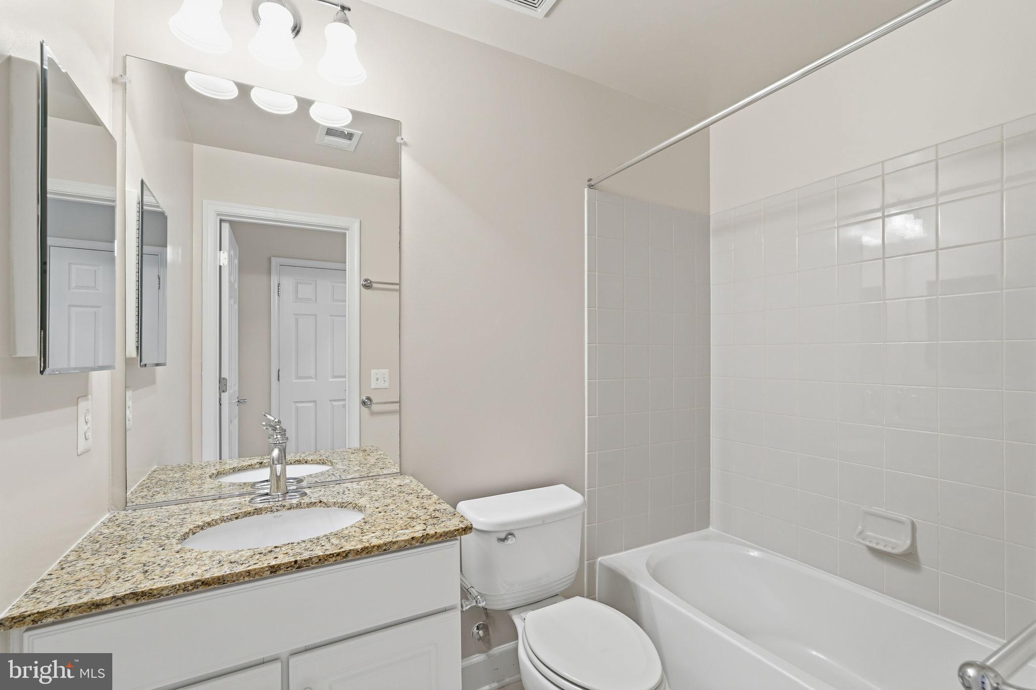 42695 WILMAR SQUARE