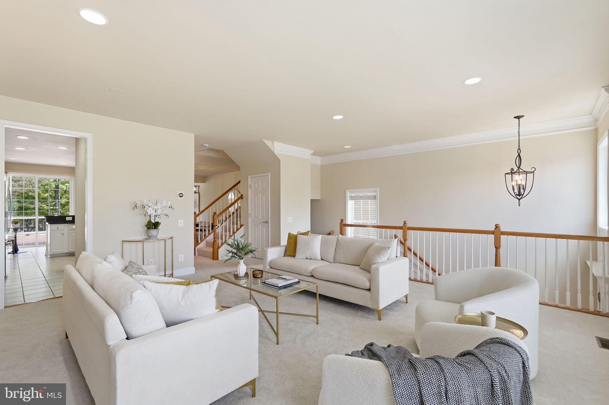 42695 WILMAR SQUARE