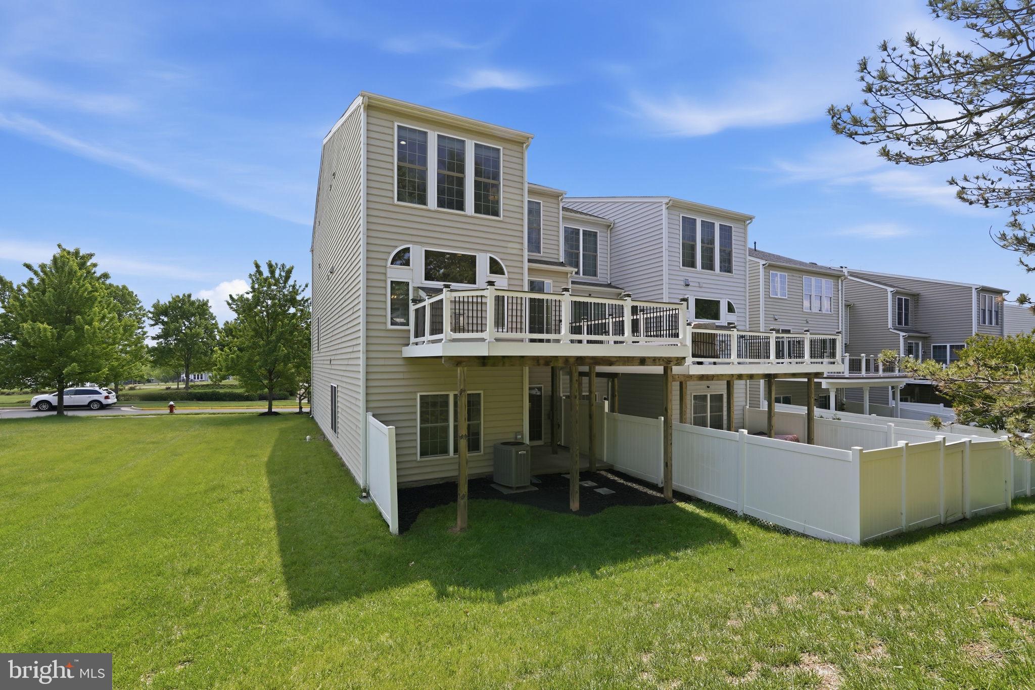 42695 WILMAR SQUARE