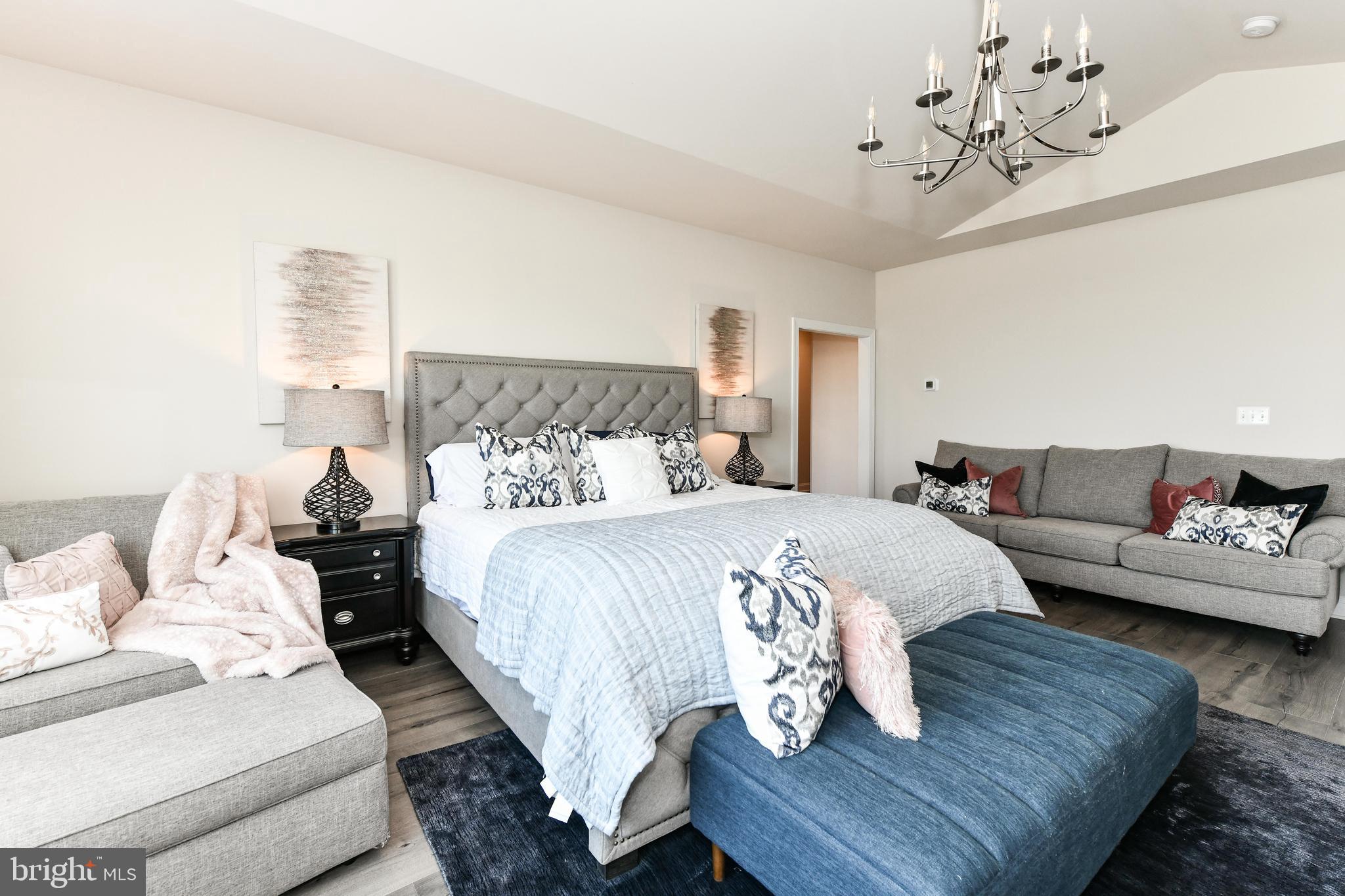 18030 MAINTREE FARM COURT