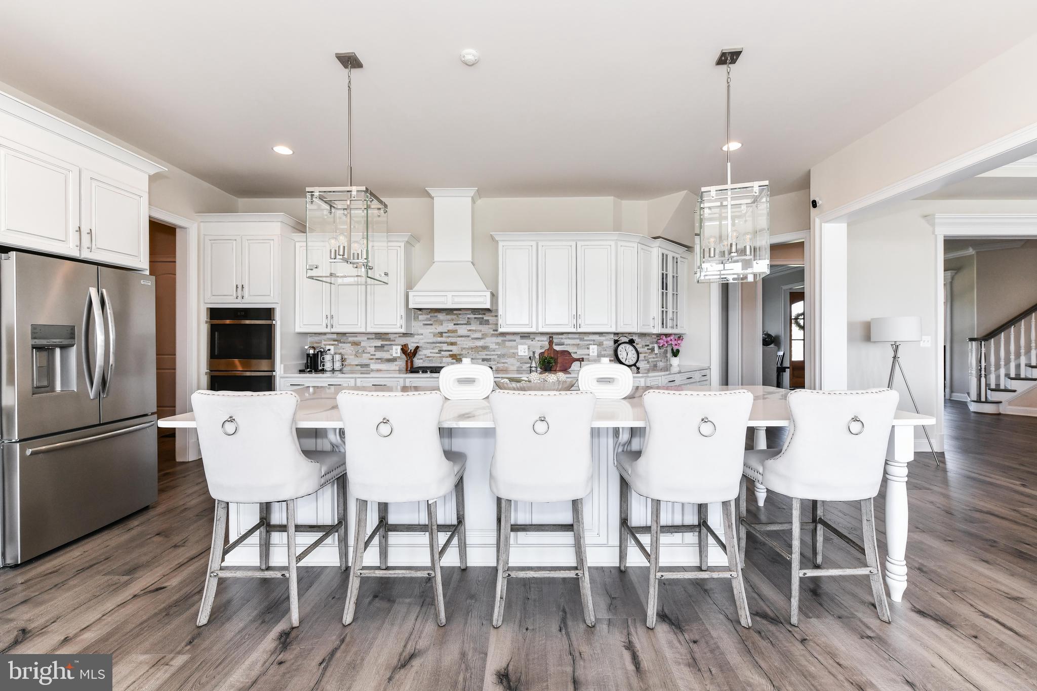 18030 MAINTREE FARM COURT