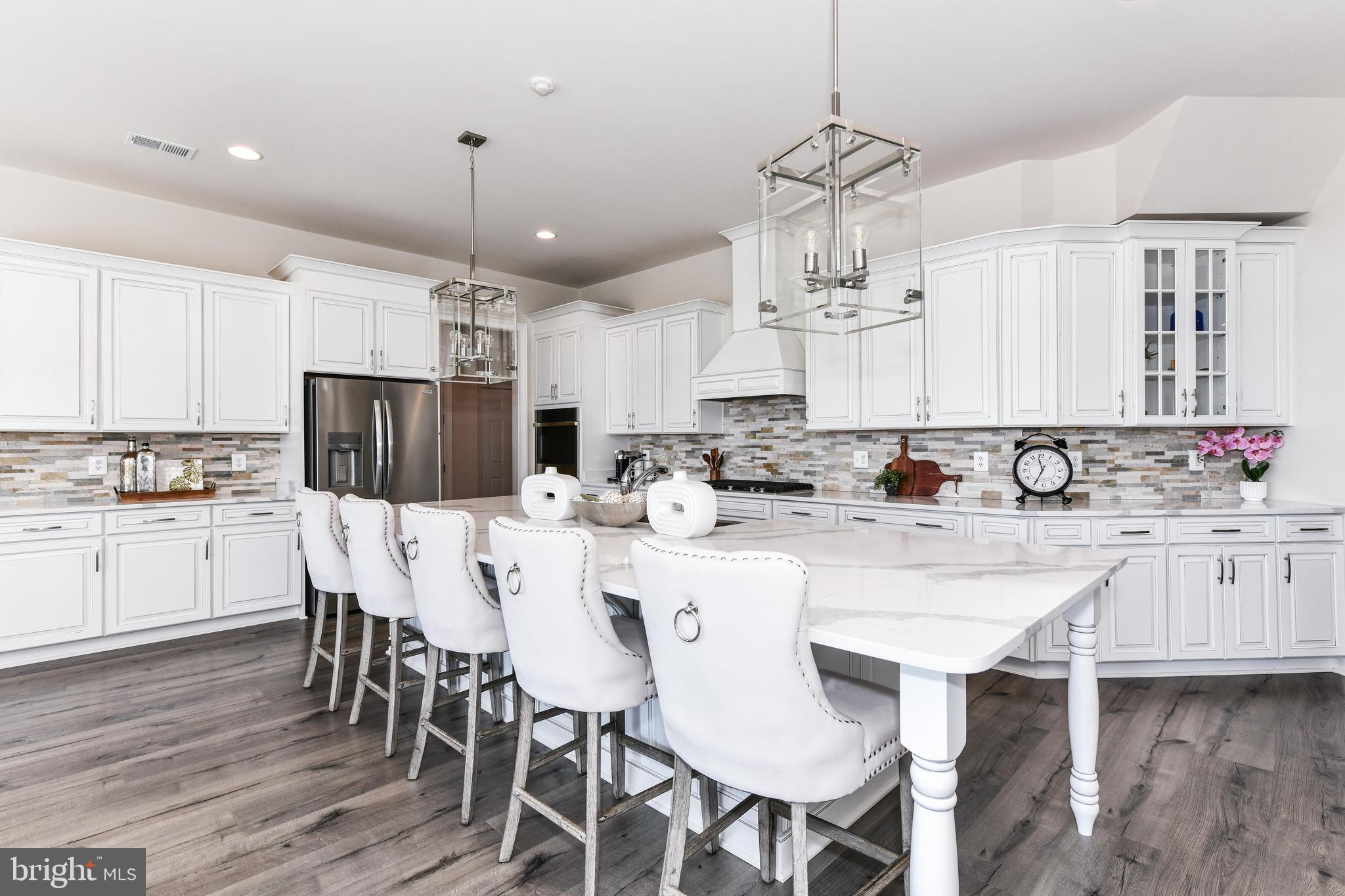 18030 MAINTREE FARM COURT