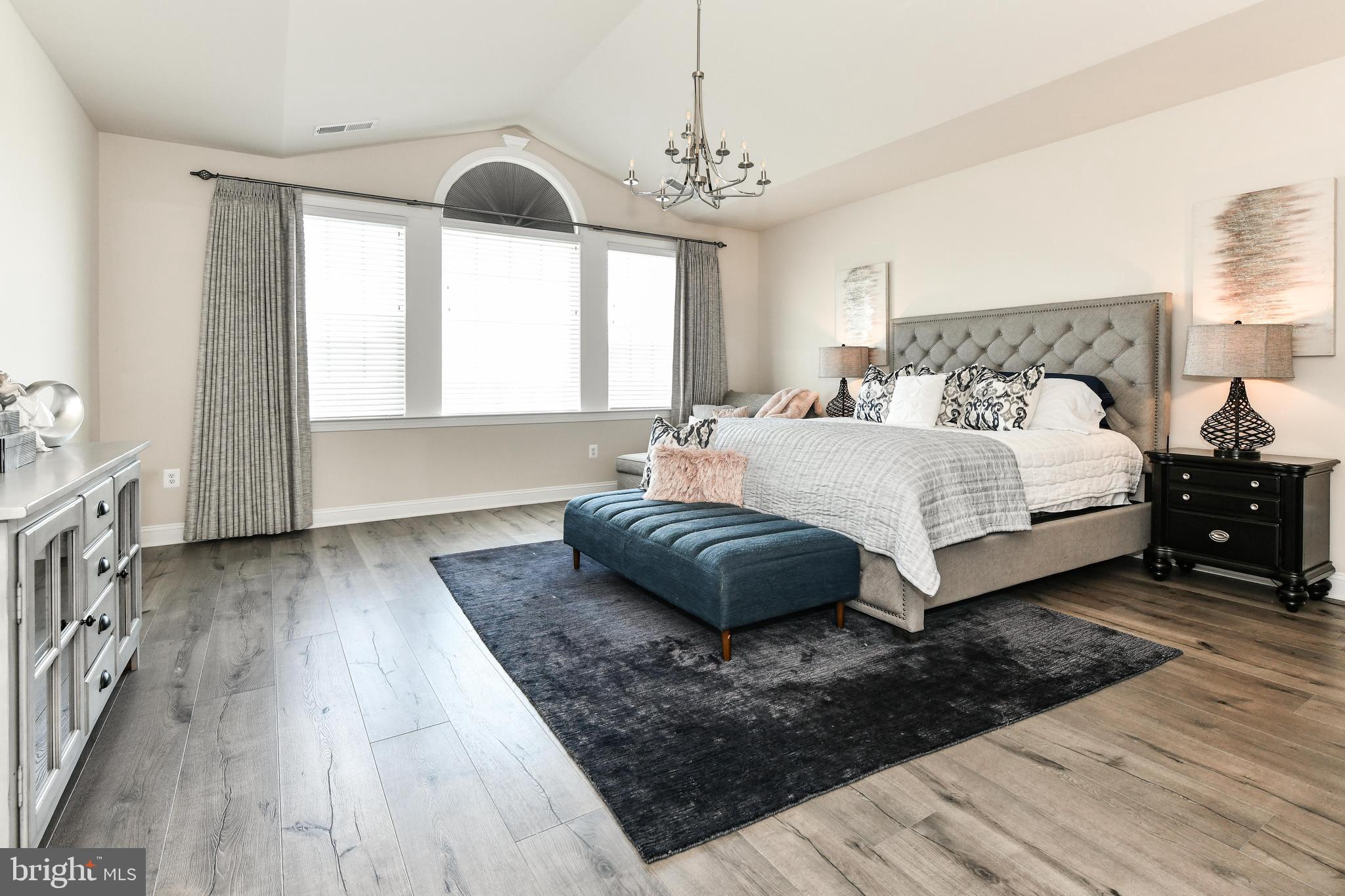 18030 MAINTREE FARM COURT