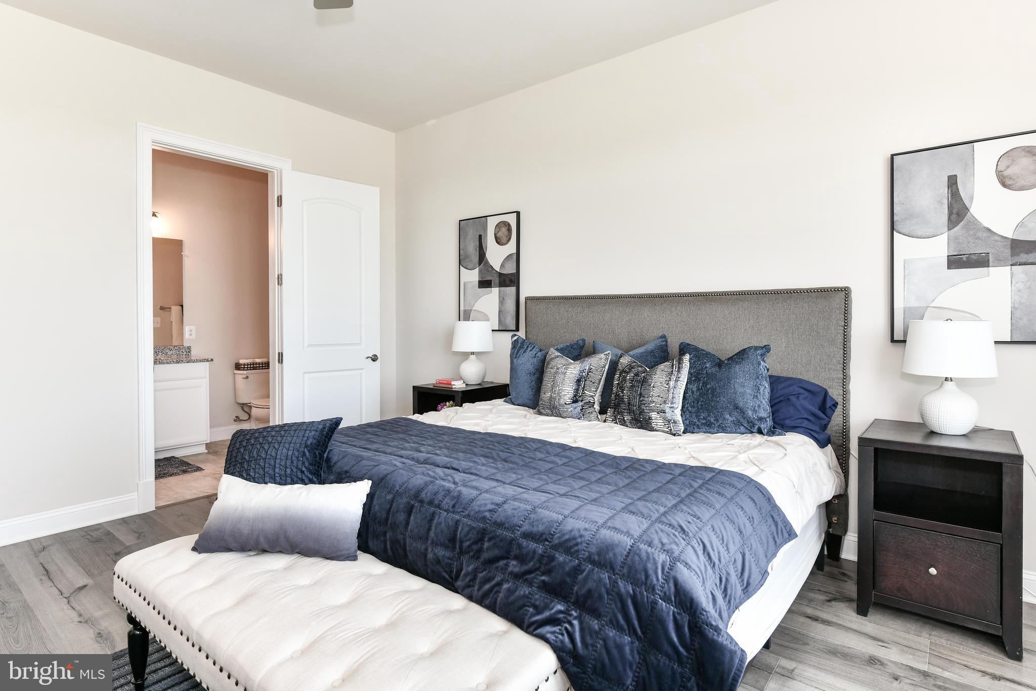 18030 MAINTREE FARM COURT