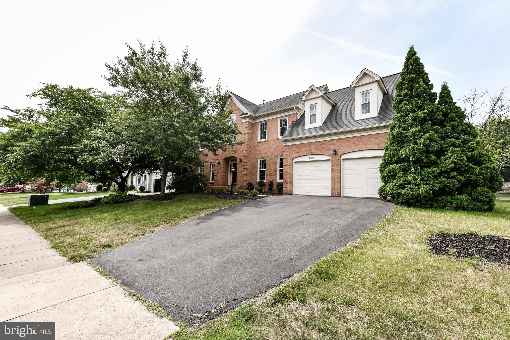 43478 GOLDEN MEADOW CIRCLE