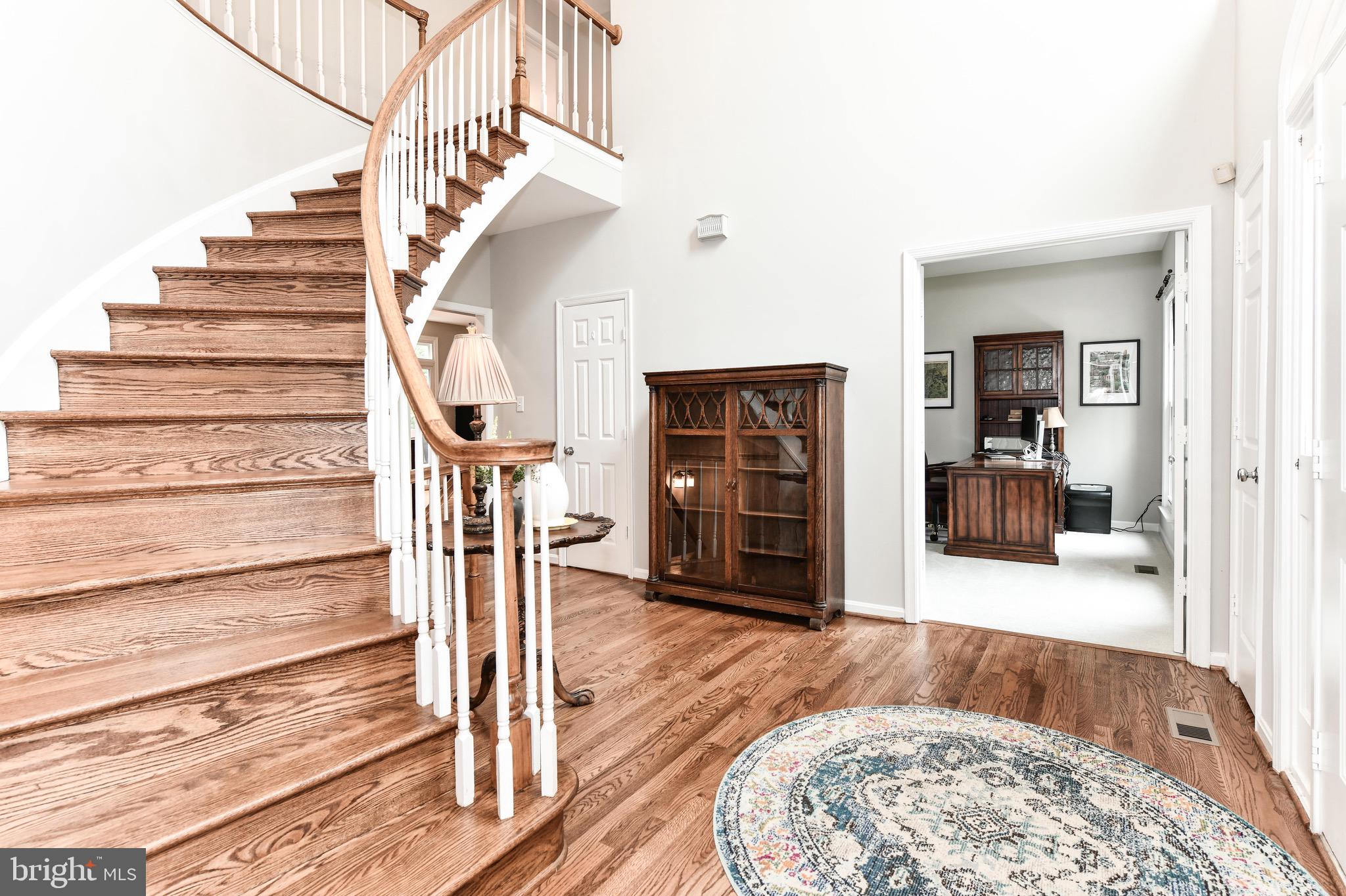 43478 GOLDEN MEADOW CIRCLE