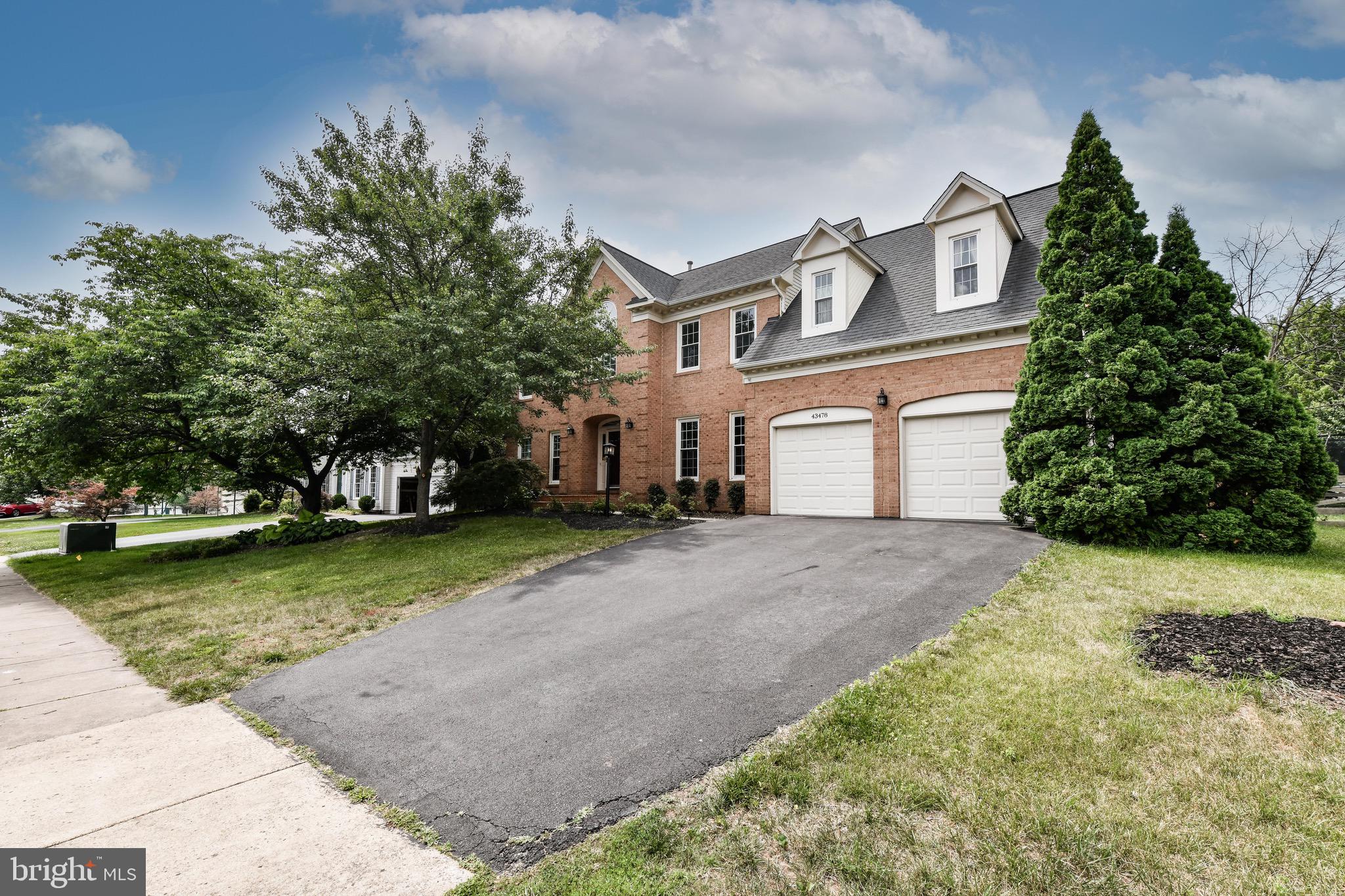 43478 GOLDEN MEADOW CIRCLE
