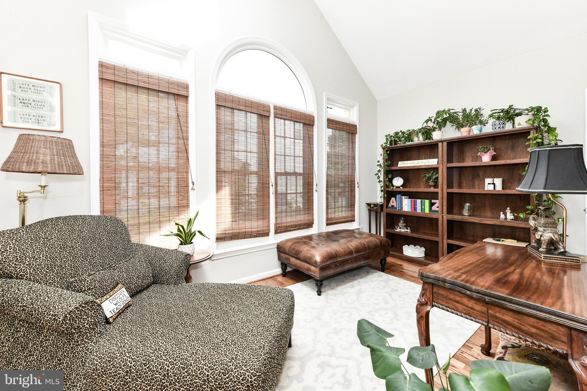43478 GOLDEN MEADOW CIRCLE
