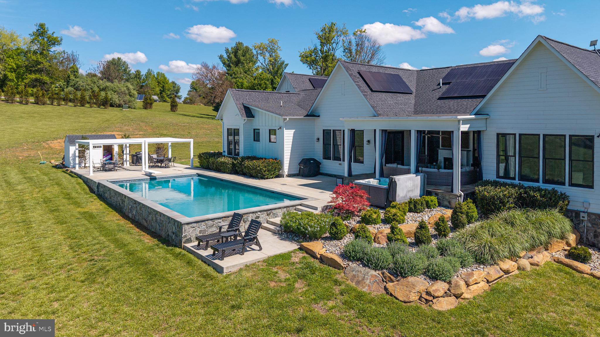 35399 HILLOCK LANE
