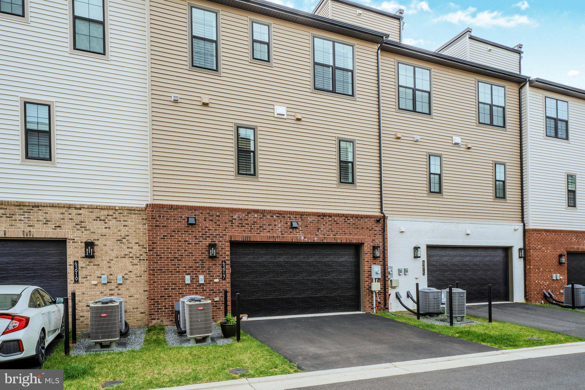 43917 MERCER RUN TERRACE