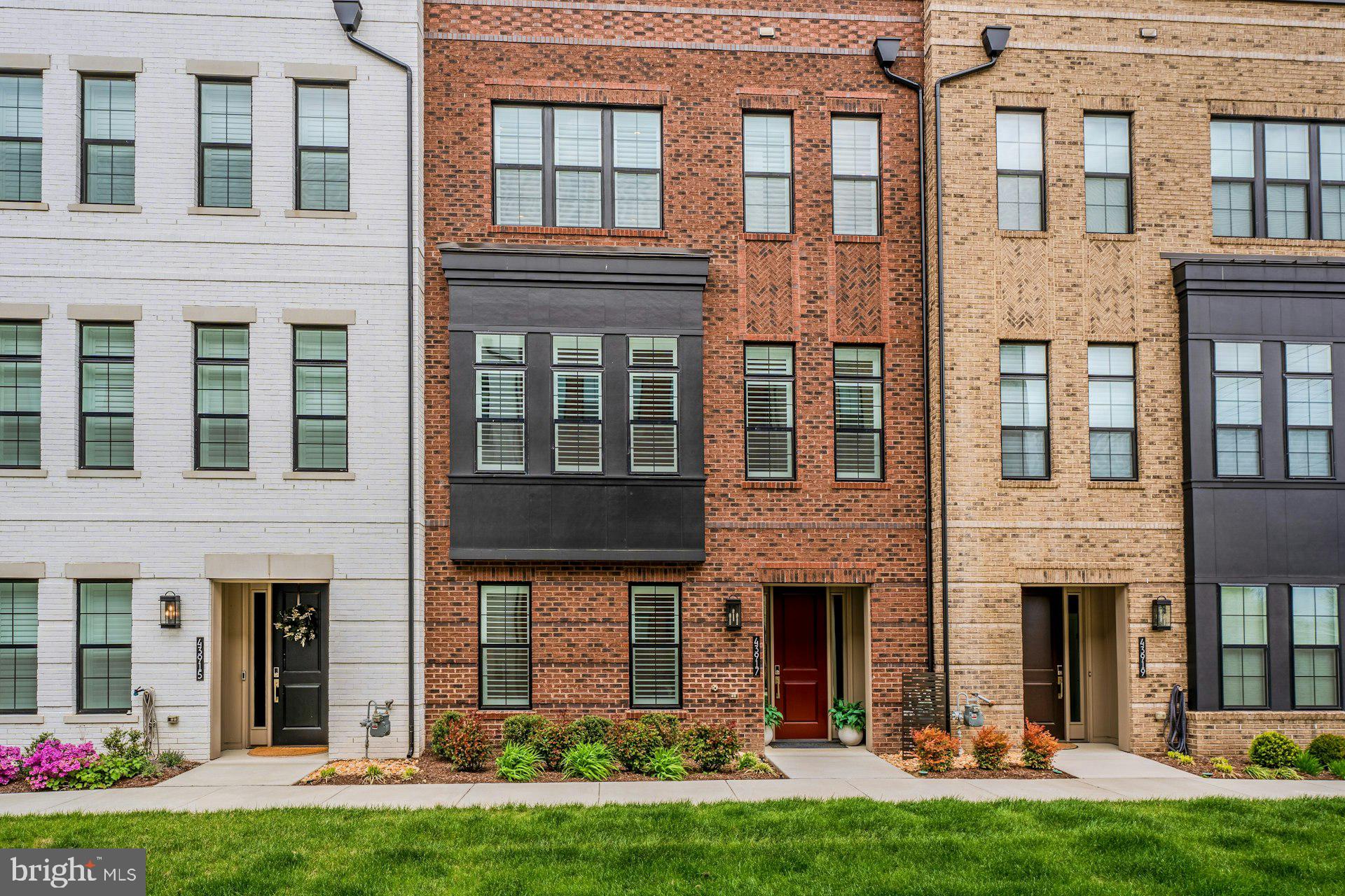 43917 MERCER RUN TERRACE