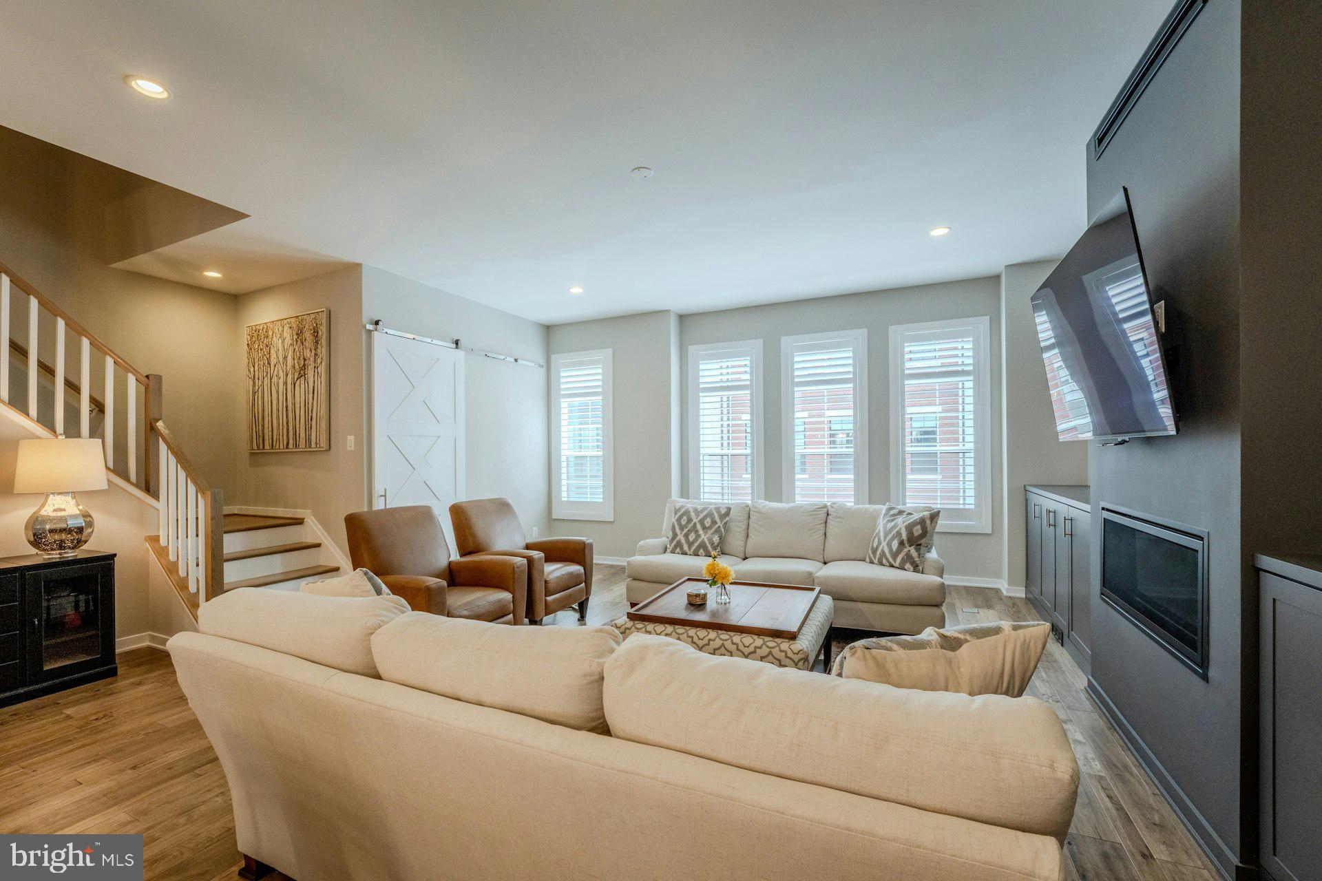 43917 MERCER RUN TERRACE