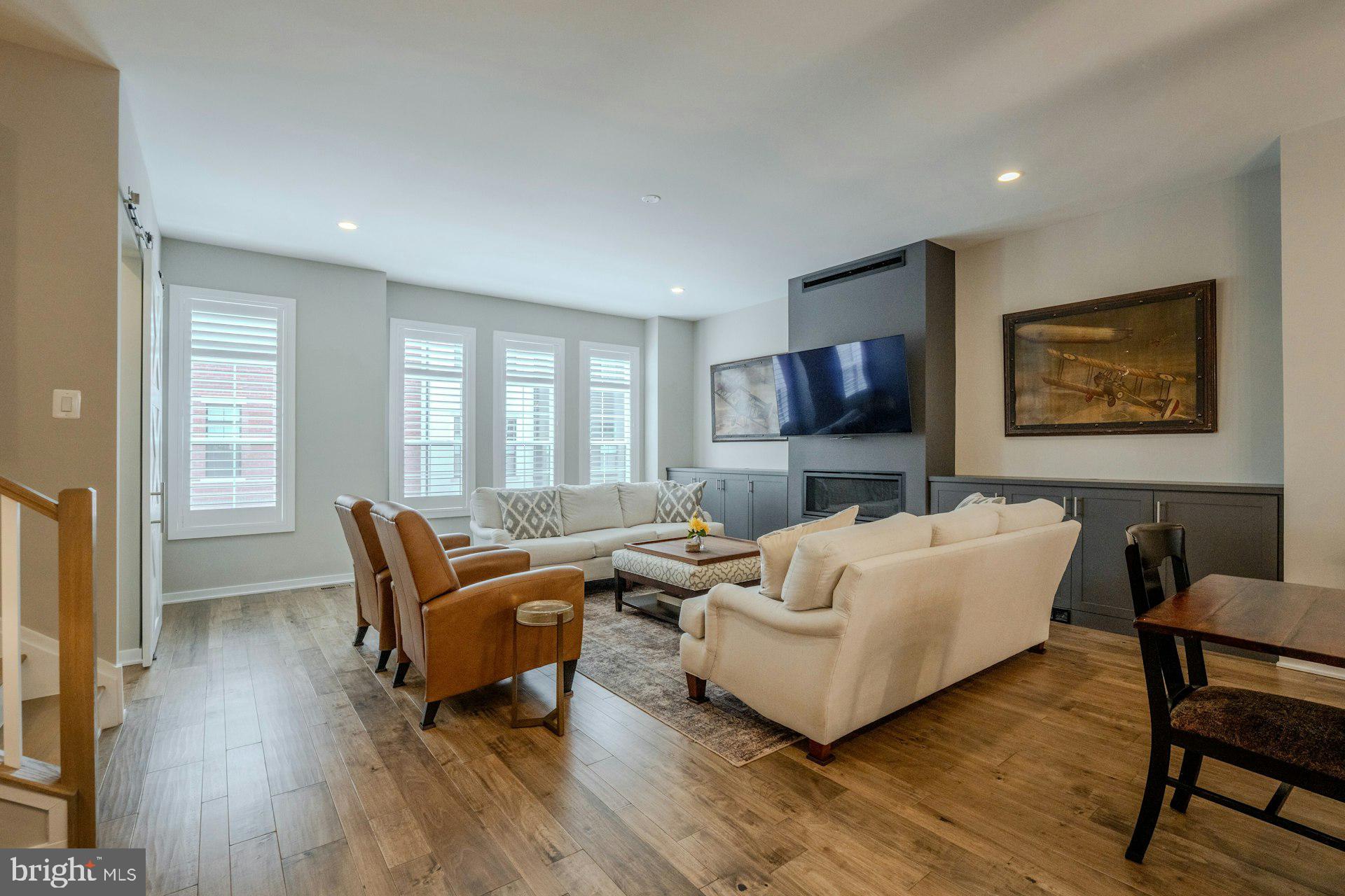 43917 MERCER RUN TERRACE