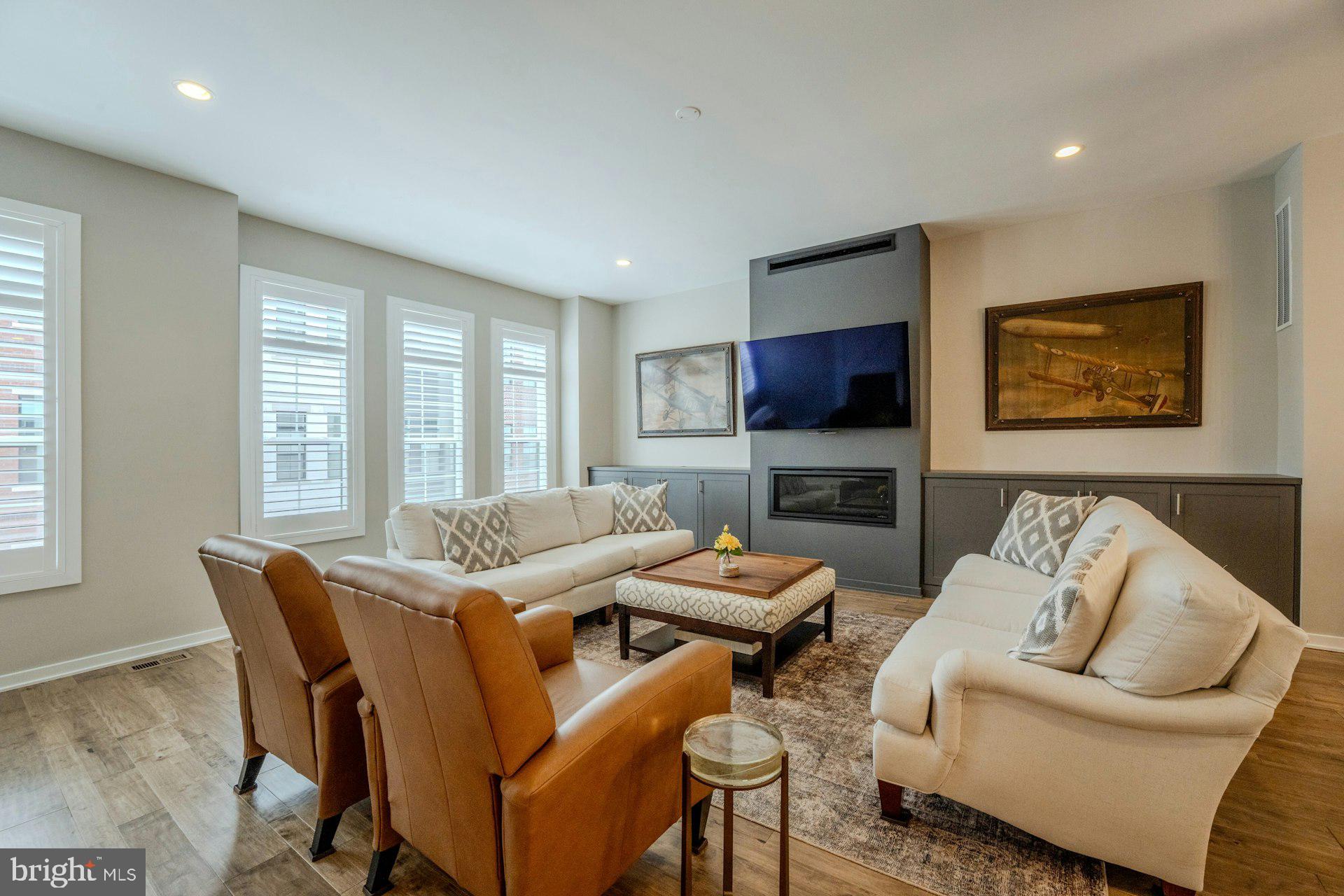 43917 MERCER RUN TERRACE