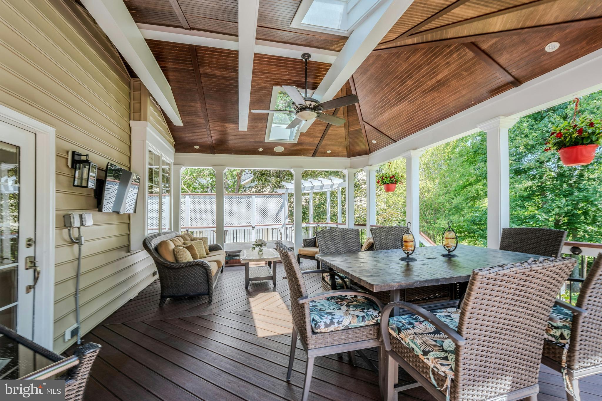 19590 SARATOGA SPRINGS PLACE