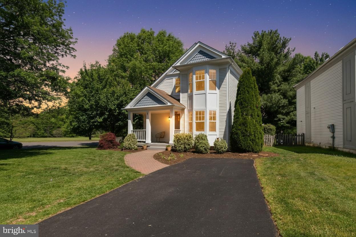 1 GLENGYLE LANE