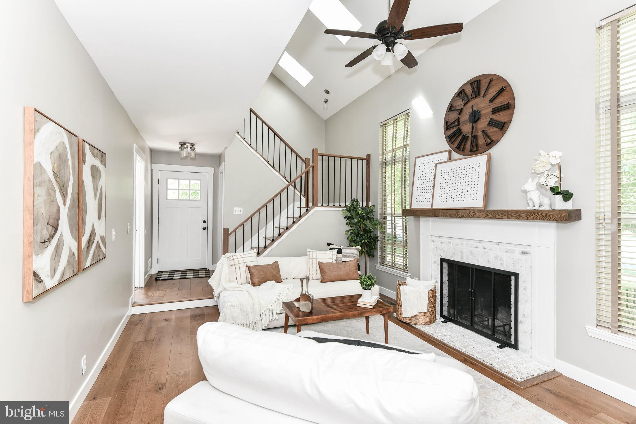 1 GLENGYLE LANE