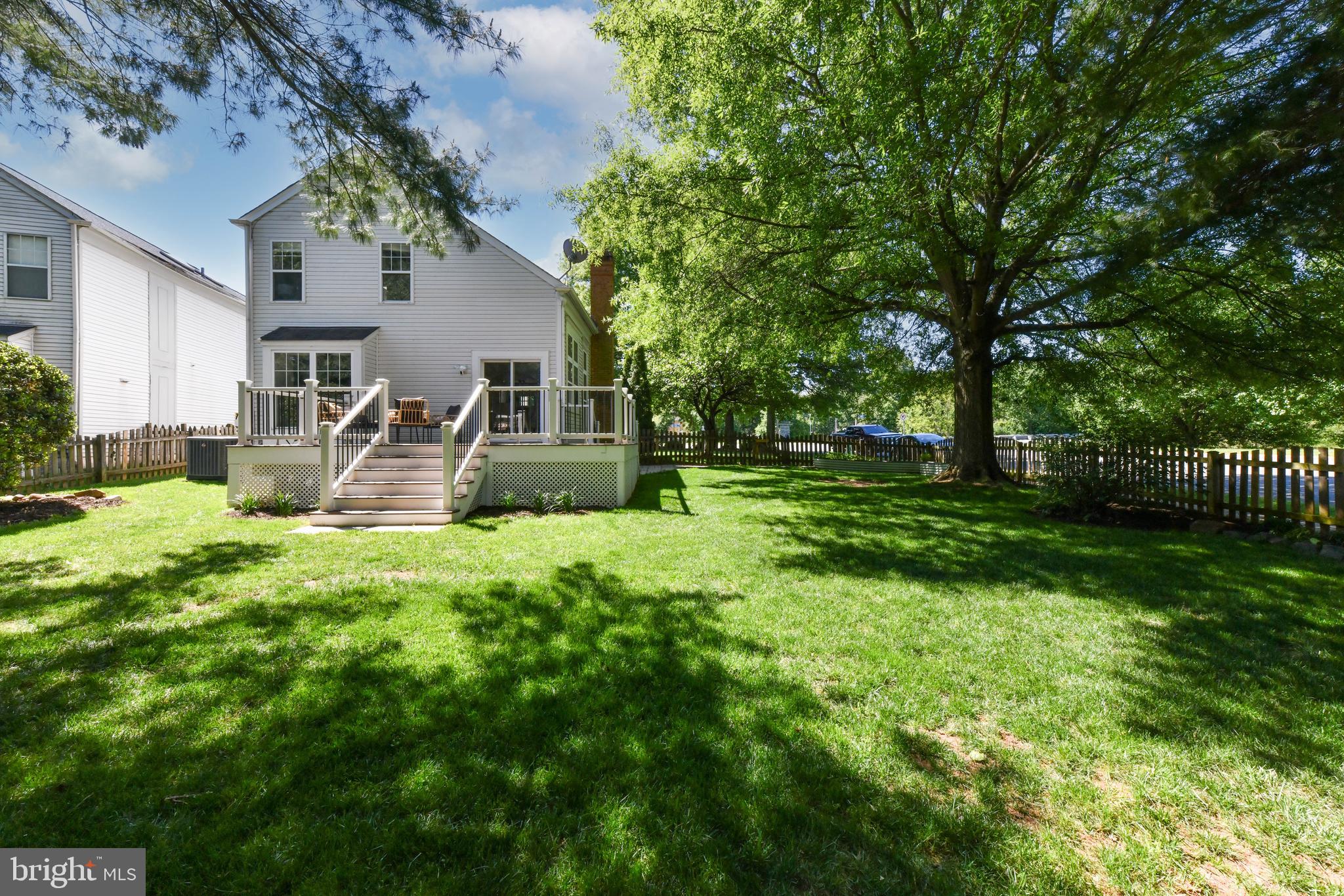 1 GLENGYLE LANE
