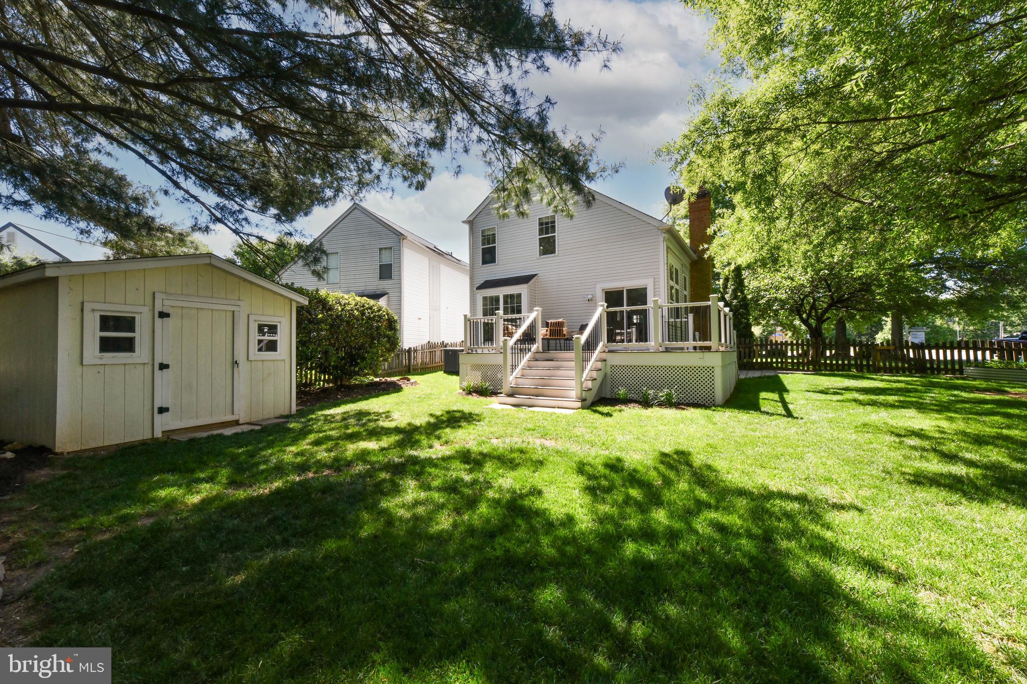 1 GLENGYLE LANE