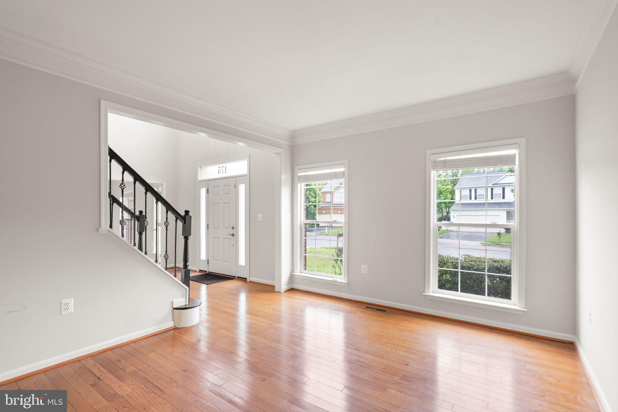 175 ALPINE DRIVE SE