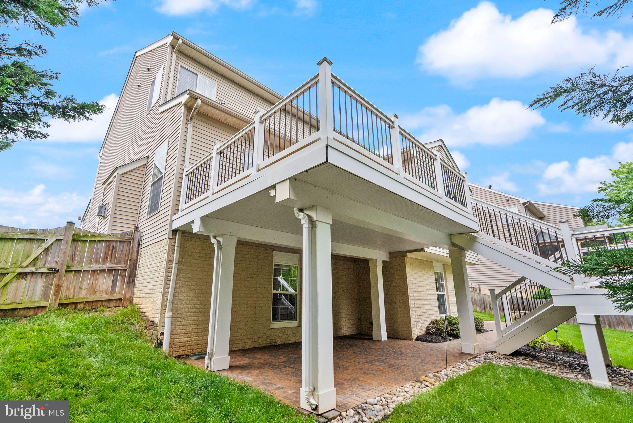 175 ALPINE DRIVE SE
