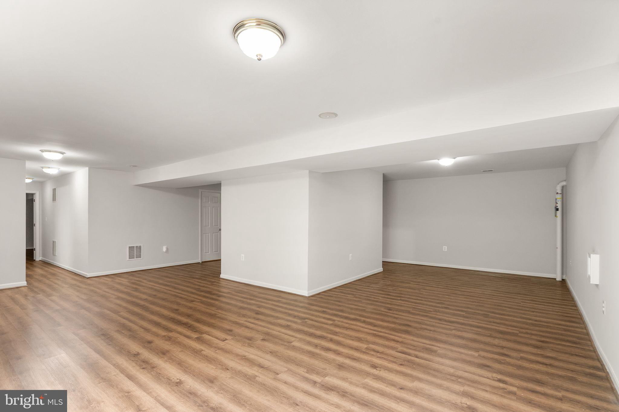 175 ALPINE DRIVE SE