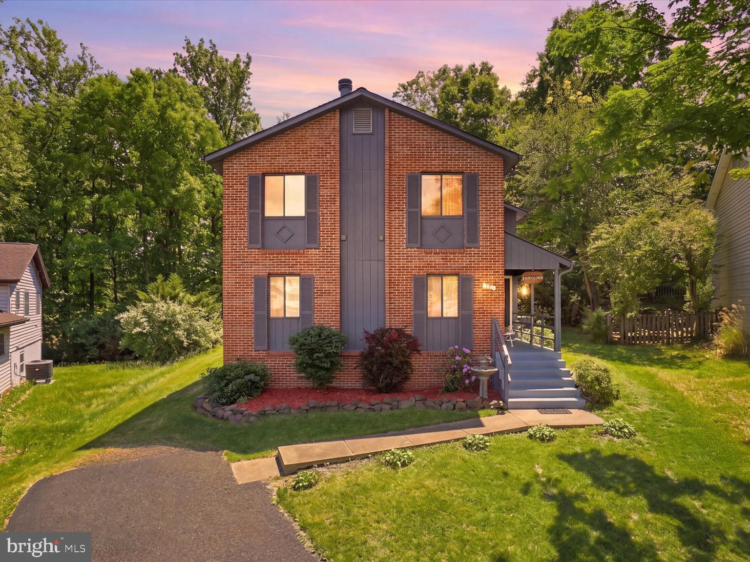 211 KEYES COURT