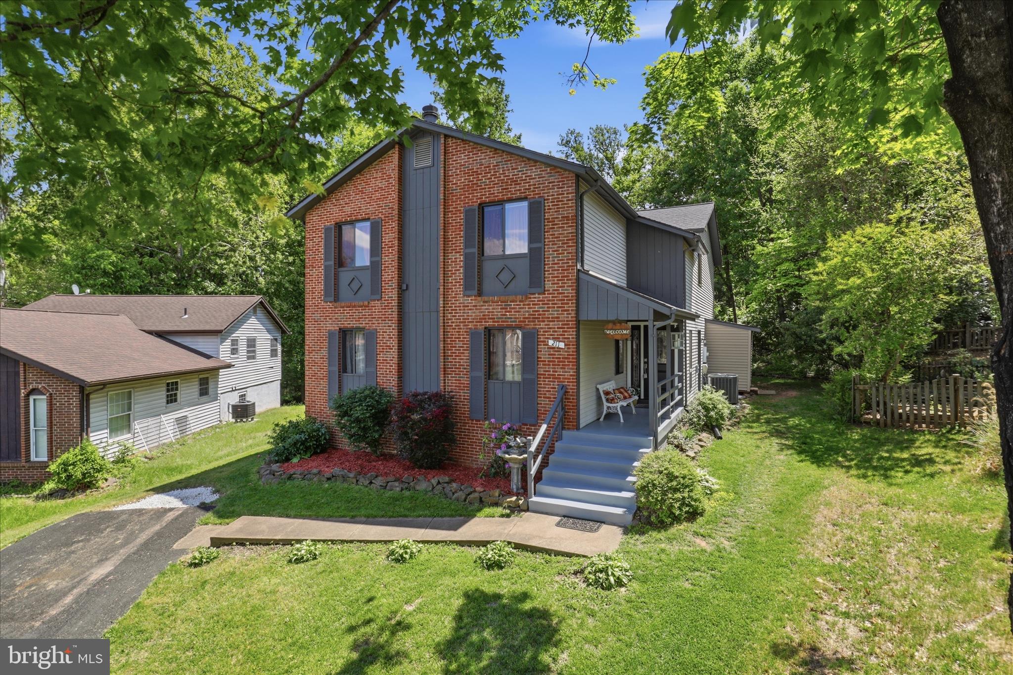 211 KEYES COURT