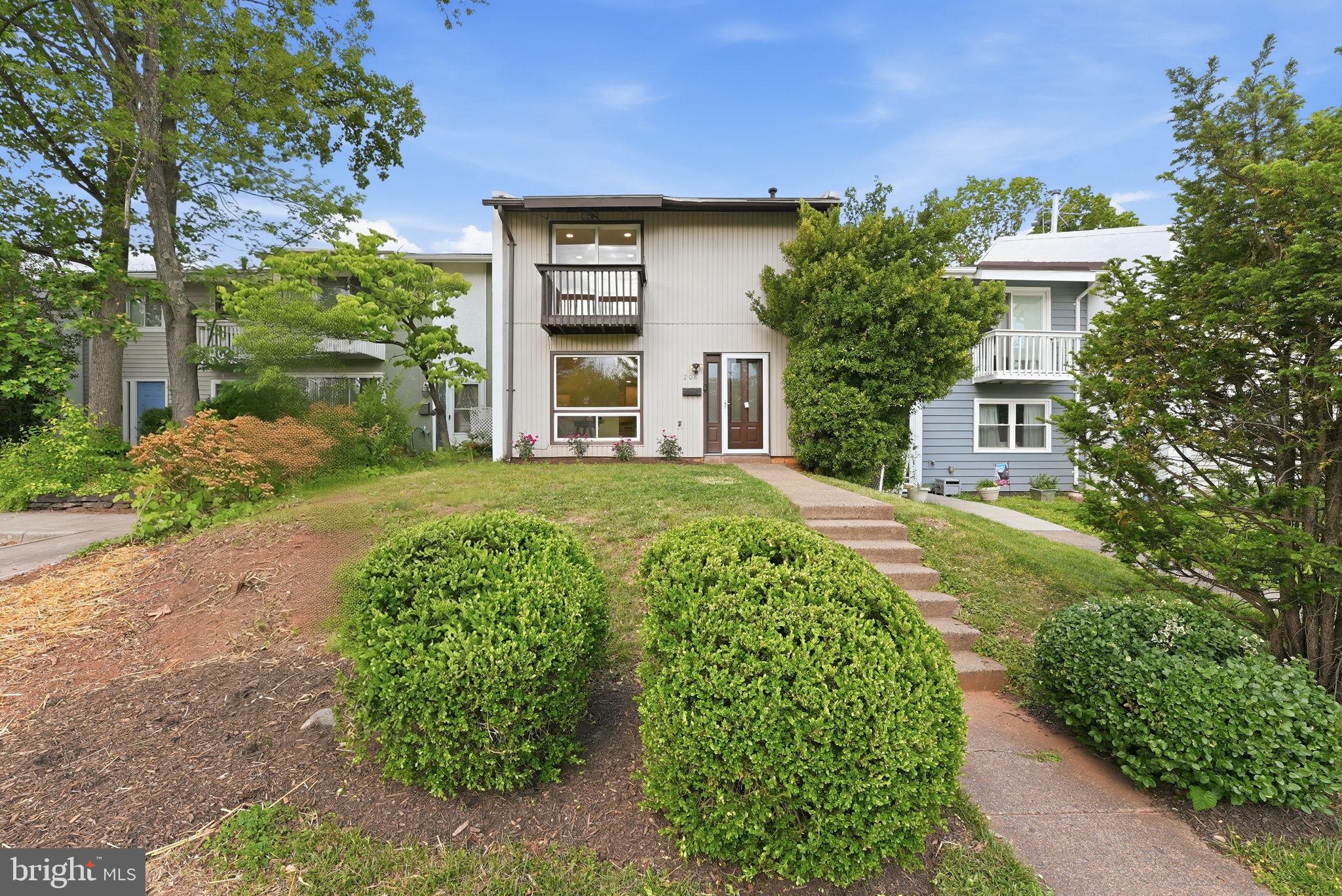 208 WILLOW TERRACE